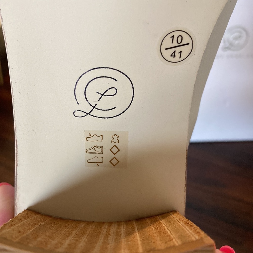 Boots NWT GENUINE COW LEATHER! These are brand new! Gorgeous - Picture 5 of 12